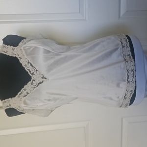 Kompr Camisole  100% Nylon Acrue SZ 38 Average
